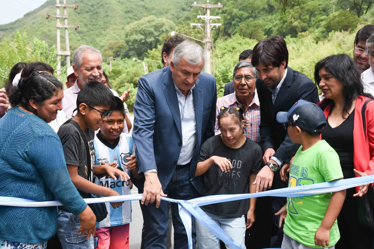 Morales inauguró la pavimentación de una importante arteria en Lozano - Diario El Paso