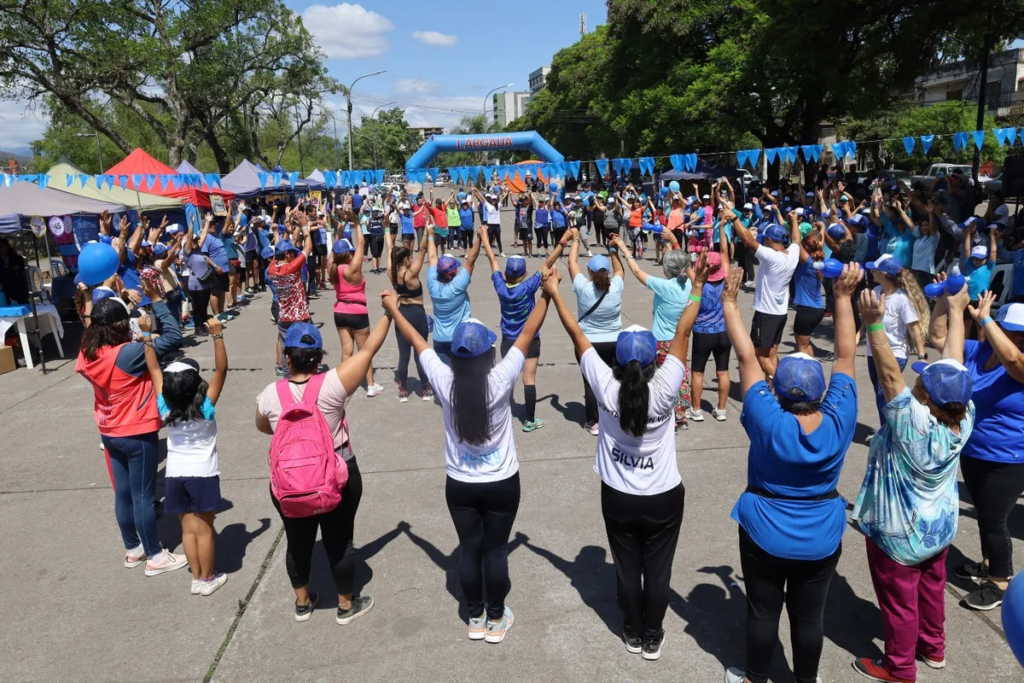 Más de 500 personas participaron en la Maratón - Caminata "Familia y Diabetes" - Diario El Paso